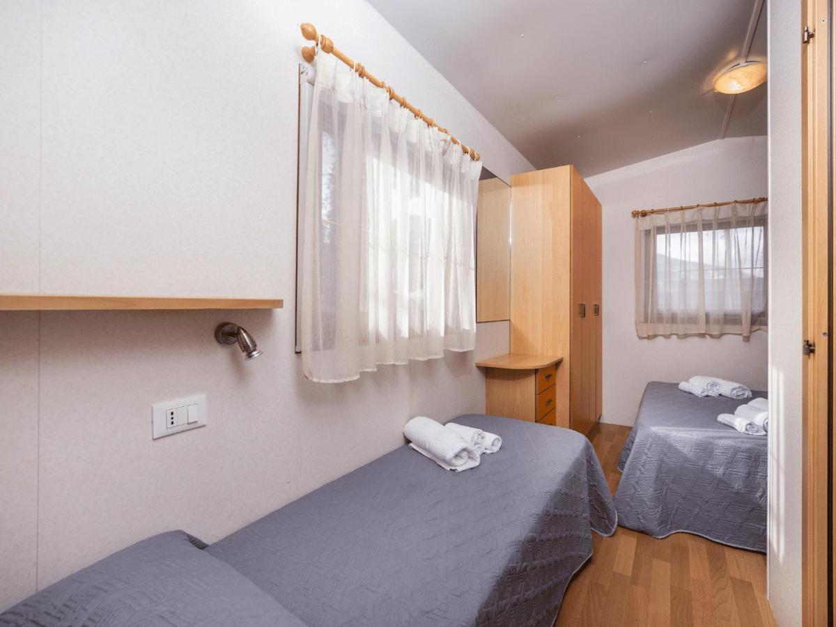 Anxur Village Camping Terracina Exteriör bild